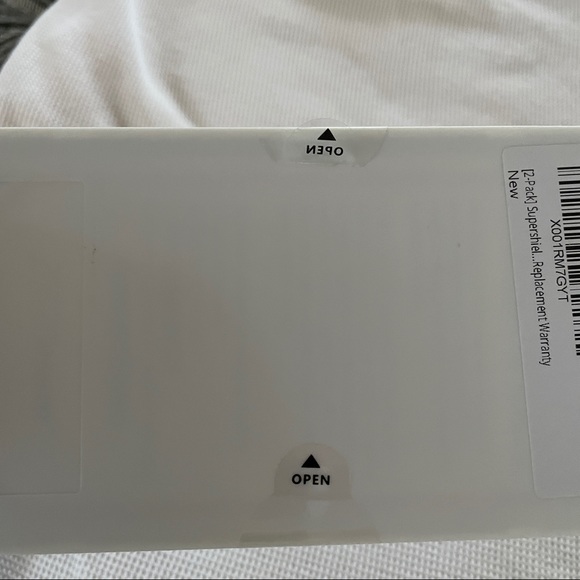 ‼️Sold‼️2 Temper Glass IPod 5/6 Gen - Picture 3 of 4